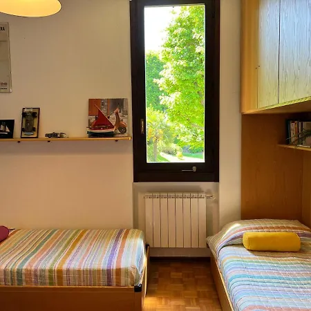 Apartment Bnbook Casa Luccio Vistalago